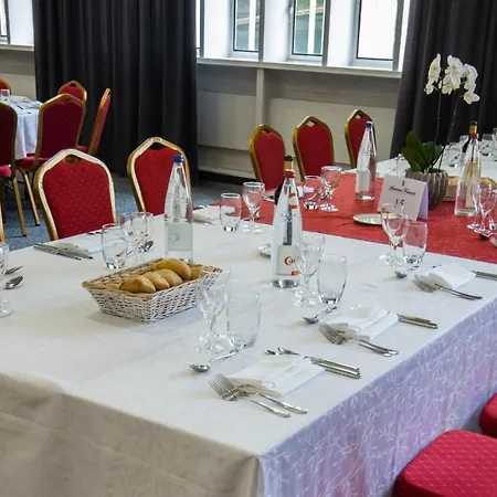 Hotel Du Parc - Centre 4*