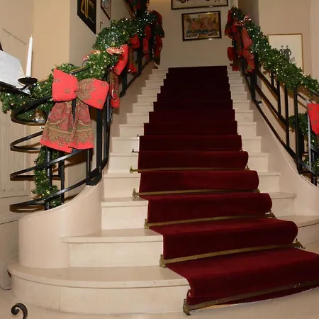Du Parc - Centre Hotel 4*