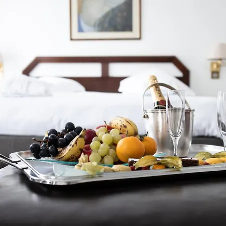 Du Parc - Centre Hotel 4*