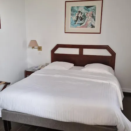 Du Parc - Centre Hotel