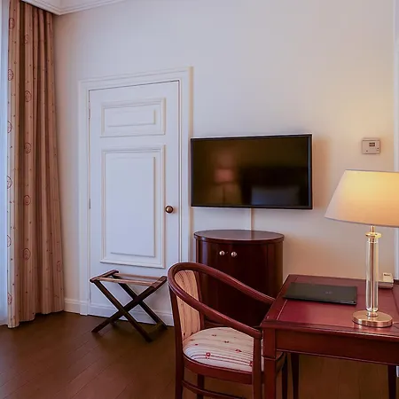 Hotel Du Parc - Centre 4*