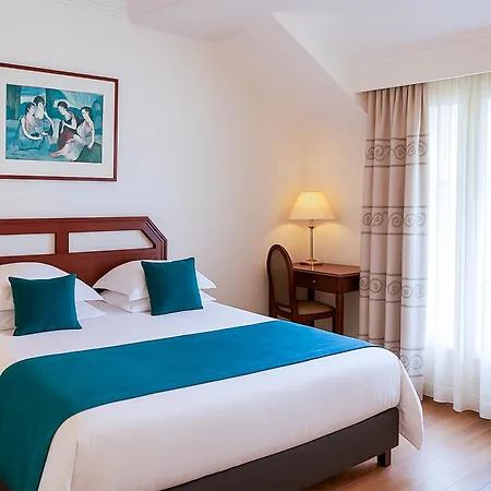 Du Parc - Centre Hotel 4*