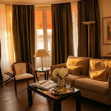 Du Parc - Centre Hotell 4*