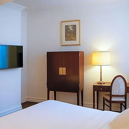Du Parc - Centre 4*