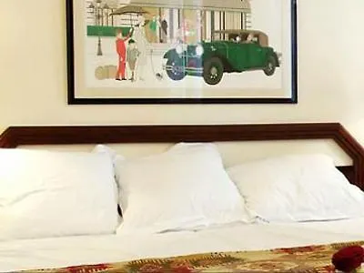 Du Parc - Centre Hotel