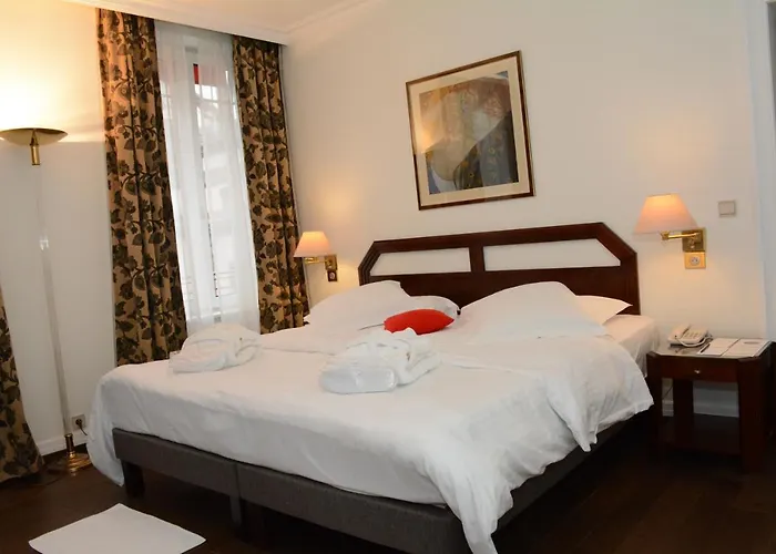 Du Parc - Centre Hotel