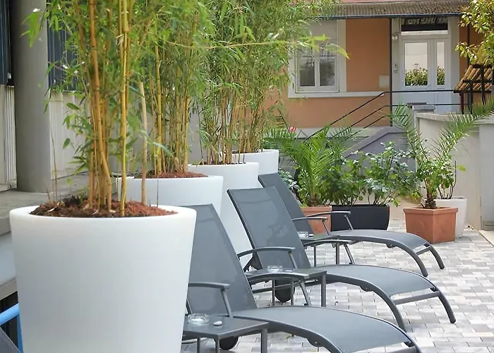 Du Parc - Centre Hotel 4*